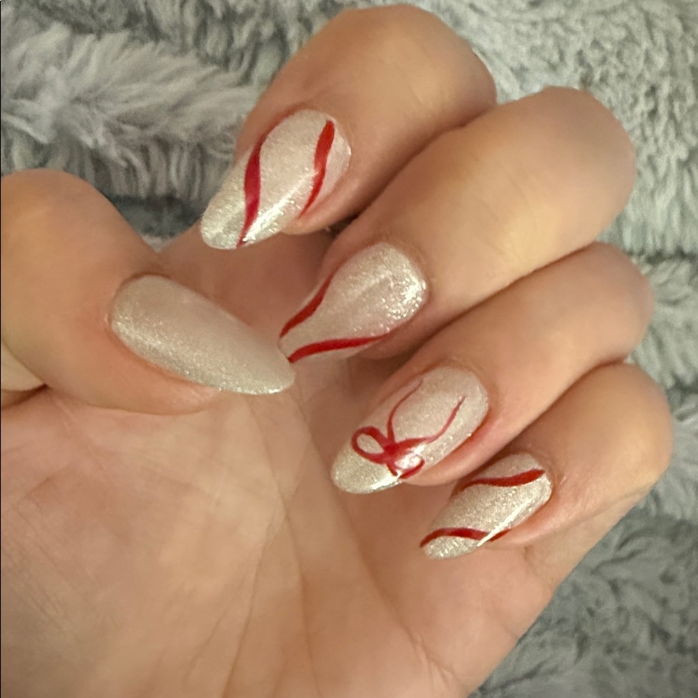 Elegant Cream and Red Nail Art